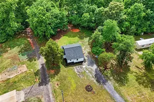 200 Eufola Rd, Statesville, NC 28677 - Photo 34