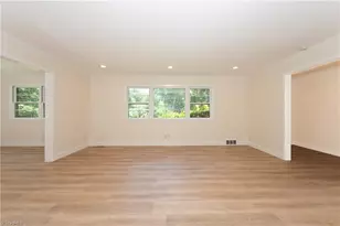2960 Ormond Dr, Winston-Salem, NC 27106 - Photo 6