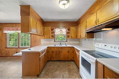 3211 Nc Highway 8 S, Walnut Cove, NC 27052 - Photo 8