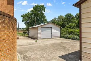 3211 Nc Hwy 8 S, Walnut Cove, NC 27052 - Photo 32