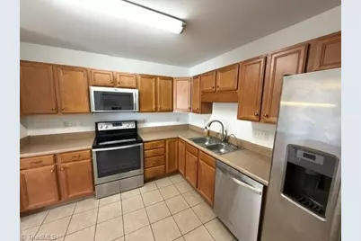 1313 Bayswater Drive, High Point, NC 27265 - Photo 8