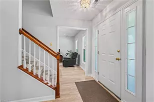 2371 Oakton Dr, Clemmons, NC 27012 - Photo 6