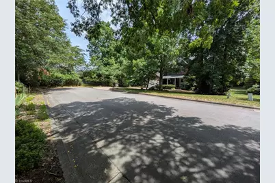 1702 Lakeland Point, High Point, NC 27265 - Photo 50