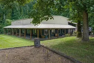 2000 Bridge St, Elkin, NC 28621 - Photo 34