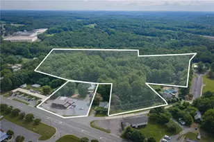 2000 Bridge St, Elkin, NC 28621 - Photo 4
