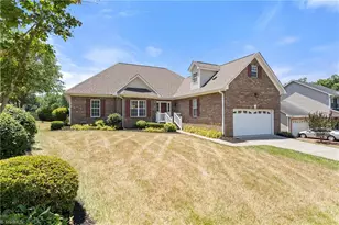 8140 Spring Hollow Ct, Belews Creek, NC 27009 - Photo 1