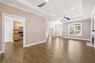 2100 Waterford Pointe Rd, Lexington, NC 27292 - Photo 14