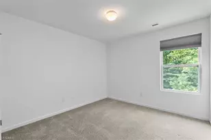 221 Latrobe Ln, Greensboro, NC 27455 - Photo 24