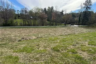 3716 Statesville Rd, North Wilkesboro, NC 28659 - Photo 22