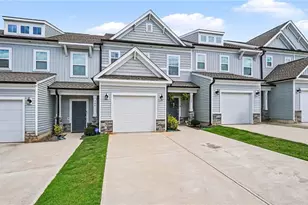 704 Whitfield Dr, Greensboro, NC 27455 - Photo 2