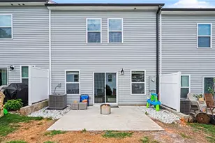 704 Whitfield Dr, Greensboro, NC 27455 - Photo 24