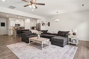 704 Whitfield Dr, Greensboro, NC 27455 - Photo 8