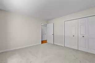 1 Brownstone Ln, Greensboro, NC 27410 - Photo 24