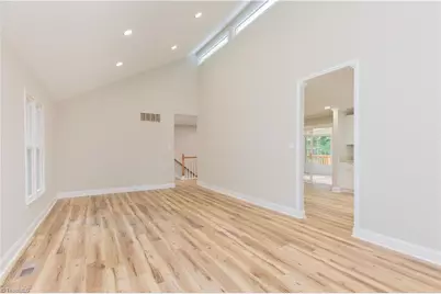 105 Devon Road, Jamestown, NC 27282 - Photo 10
