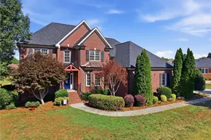 2107 Northbay Dr, Browns Summit, NC 27214 - Photo 2