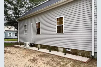 619 McKay Street, Laurinburg, NC 28352 - Photo 4
