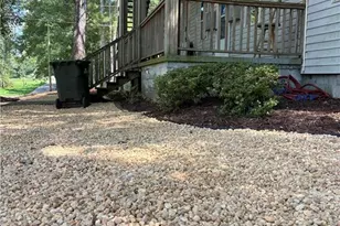 619 McKay St, Laurinburg, NC 28352 - Photo 6
