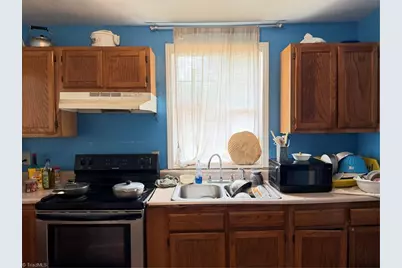 3515 Irwin Street, Greensboro, NC 27405 - Photo 6