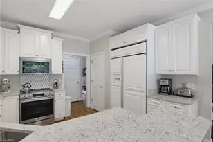 4733 Barrington Pl Ct, Jamestown, NC 27282 - Photo 18