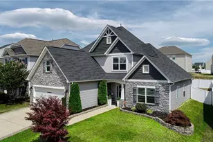 731 Breeders Cup Dr, Whitsett, NC 27377 - Photo 4