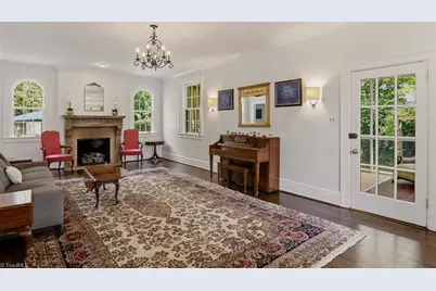 419 N Stratford Road, Winston-Salem, NC 27104 - Photo 4