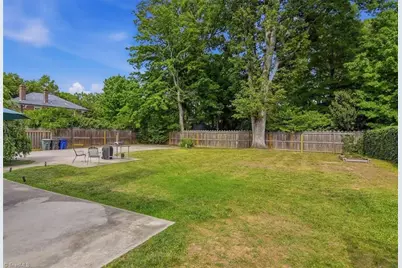 419 N Stratford Road, Winston-Salem, NC 27104 - Photo 38
