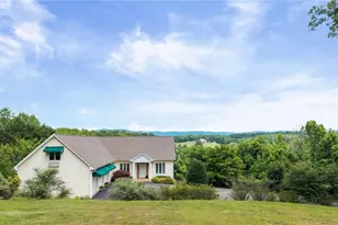 331 Valleyview Dr, Mount Airy, NC 27030 - Photo 2