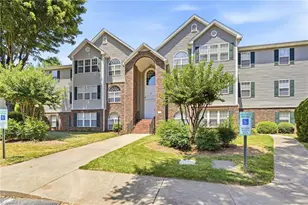 734 Scholastic Ct, Winston-Salem, NC 27106 - Photo 6