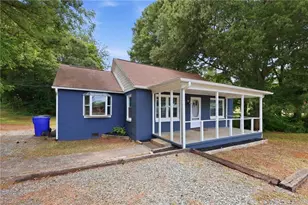 615 N Churton St, Hillsborough, NC 27278 - Photo 2