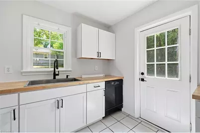615 N Churton Street, Hillsborough, NC 27278 - Photo 20