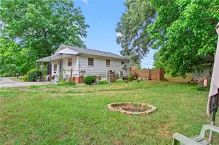1310 Stone St, Mebane, NC 27302 - Photo 16
