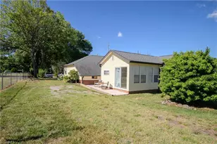 1690 Community Rd, Lexington, NC 27295 - Photo 26