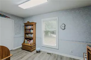 2603 Crescent Hill Dr, Mebane, NC 27302 - Photo 8