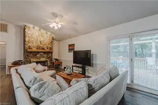 2603 Crescent Hill Dr, Mebane, NC 27302 - Photo 6