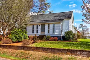 145 Duke St, Mocksville, NC 27014 - Photo 2