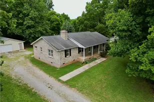 1942 Junction Rd, Mocksville, NC 27028 - Photo 20
