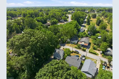 1207 Day Place, High Point, NC 27260 - Photo 32