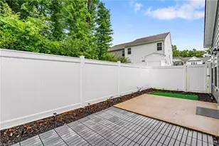 1206 Hbr Xing Wy, Greensboro, NC 27455 - Photo 34