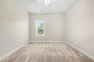 8 Viburnum Ln, Greensboro, NC 27455 - Photo 20