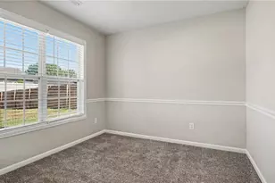 4055 Creekside Ct, Winston-Salem, NC 27127 - Photo 10