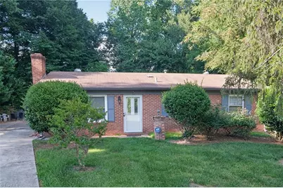 5 Godwin Court, Greensboro, NC 27405 - Photo 2