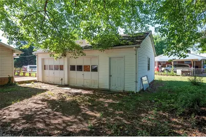 5751 Vickie Drive, Winston-Salem, NC 27106 - Photo 32