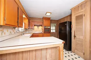 5751 Vickie Dr, Winston-Salem, NC 27106 - Photo 12