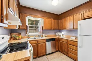 405 Herndon Dr, Winston-Salem, NC 27104 - Photo 10