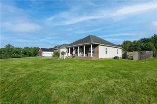 2946 US Hwy 158, Mocksville, NC 27028 - Photo 6