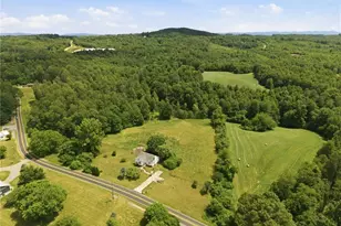 874 Hanks St, Traphill, NC 28685 - Photo 4
