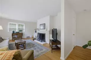 2743 Wildwood Ct, Winston-Salem, NC 27103 - Photo 10
