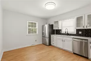 4518 Oak Hollow Dr, High Point, NC 27265 - Photo 12