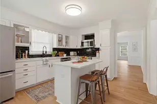 4518 Oak Hollow Dr, High Point, NC 27265 - Photo 10