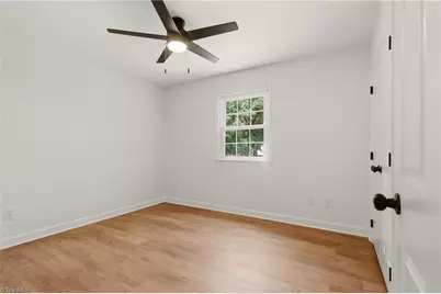 4518 Oak Hollow Drive, High Point, NC 27265 - Photo 24